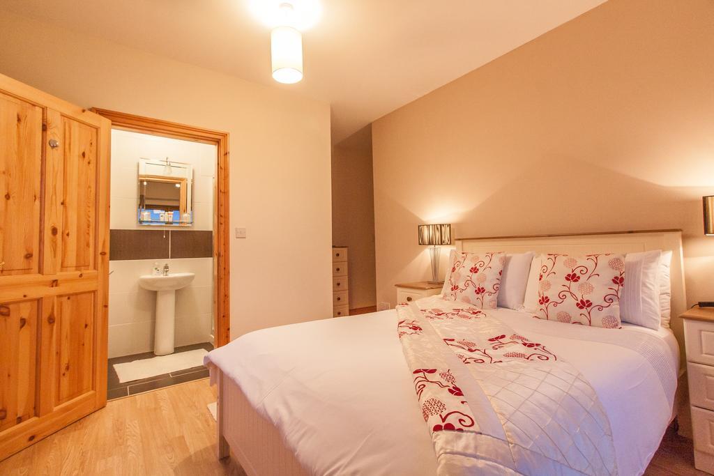 Bed and Breakfast Achill Water'S Edge Doogort Экстерьер фото